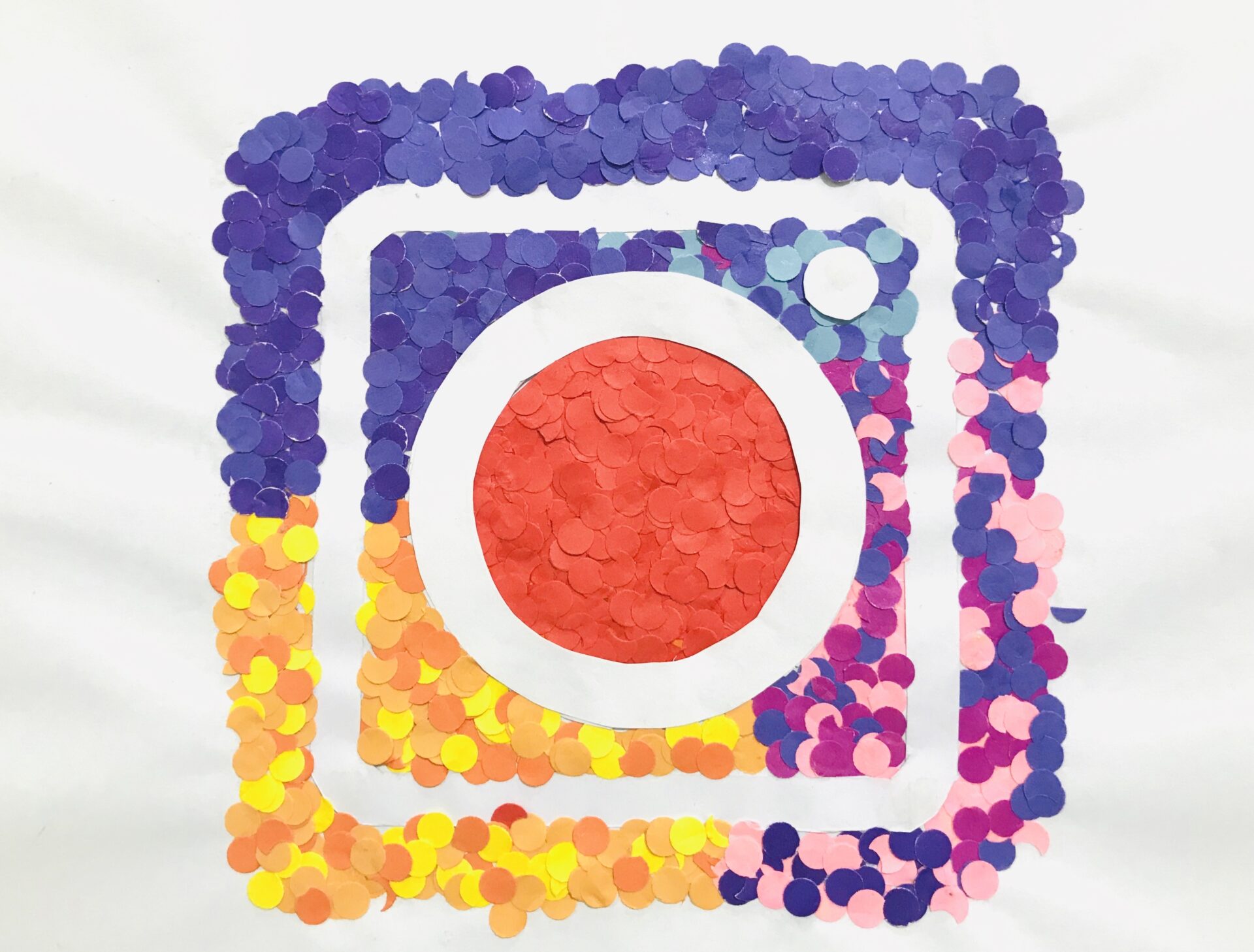 instagram-logo-made-by-thousands-of-colorful-circl-2024-10-18-04-07-21-utc